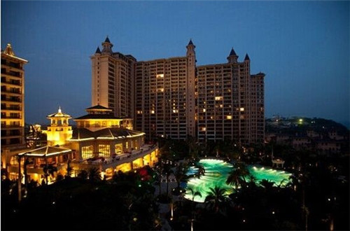 CHI辣辣精致新疆米粉加盟费要多少钱才能够开店经营